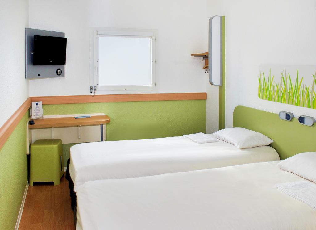 Ibis Budget Concarneau Ngoại thất bức ảnh